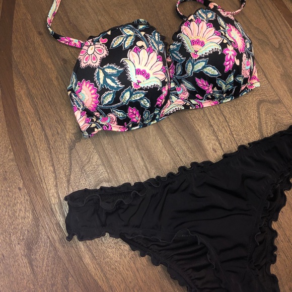 Shade & Shore Other - Shade & Shore Bikini Top & Bottom